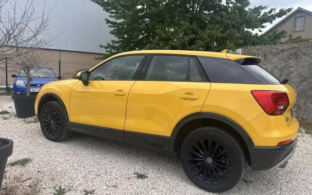 AUDI Q2