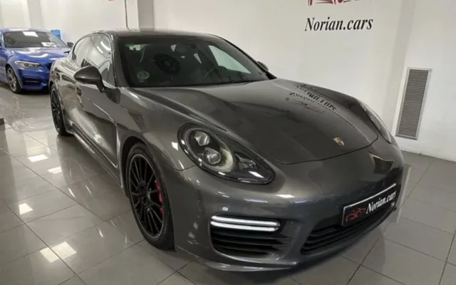 PORSCHE Panamera Panamera GTS PDK