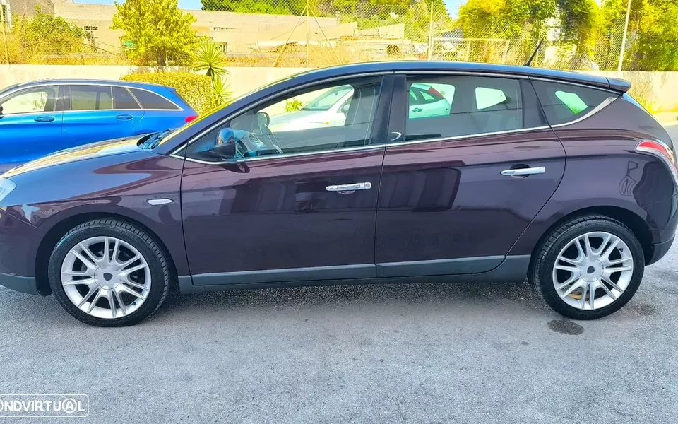 Lancia Delta 1.6 M-Jet Platino