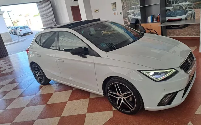 SEAT Ibiza Ibiza 1.5 TSI S&S FR DSG7 150 - 17500€ en El cuervo
