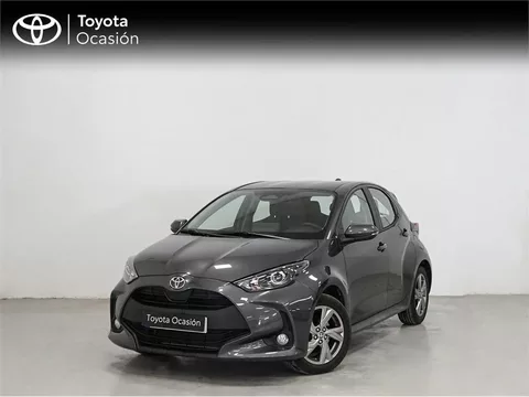 TOYOTA Yaris YARIS ACTIVE PLUS