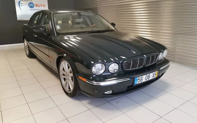 Jaguar XJ XJ8 4.2 Super V8 S/C