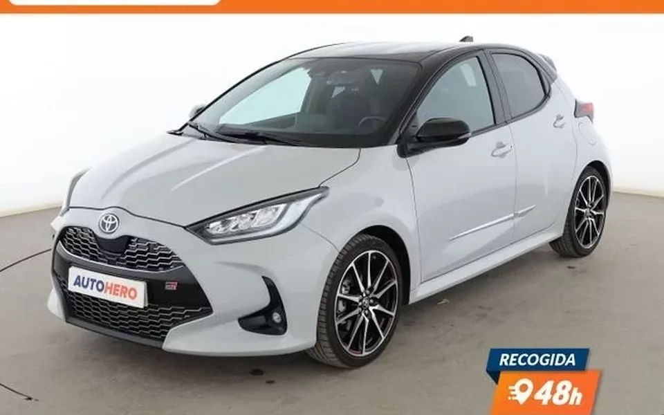 TOYOTA Yaris 1.5 Hybrid GR Sport