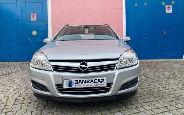 Opel Astra Caravan