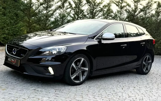 Volvo V40 D2 R Design