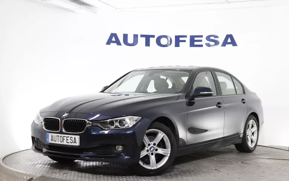 BMW 320 SERIE 3 320D AUTO 184CV 4P # CUERO,NAVY,BIXENON,PARKTRONIC