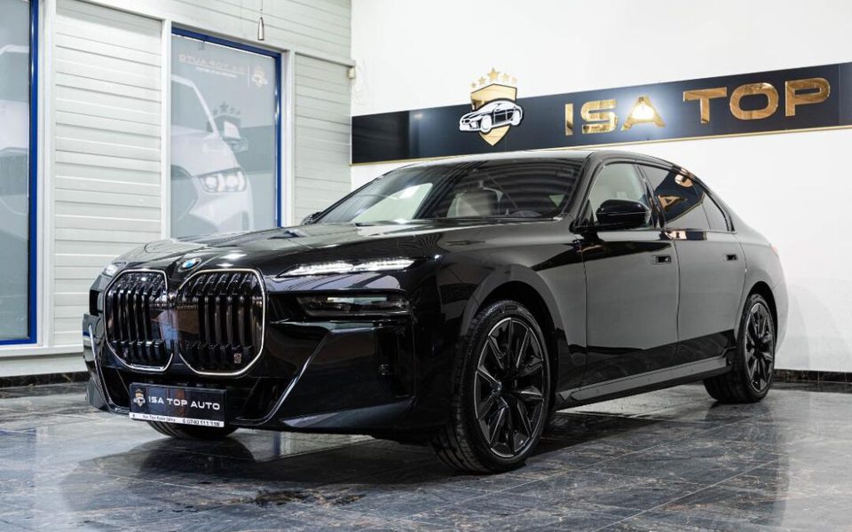 BMW Seria 7 2025
