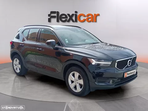 Volvo XC 40 1.5 T2 Momentum Core