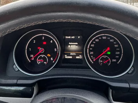 VW Scirocco 2.0 TDI Sport DSG