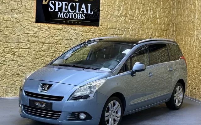 Peugeot 5008 1.6 HDi Sport