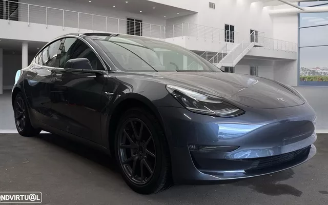 Tesla Model 3 Long-Range Dual Motor AWD