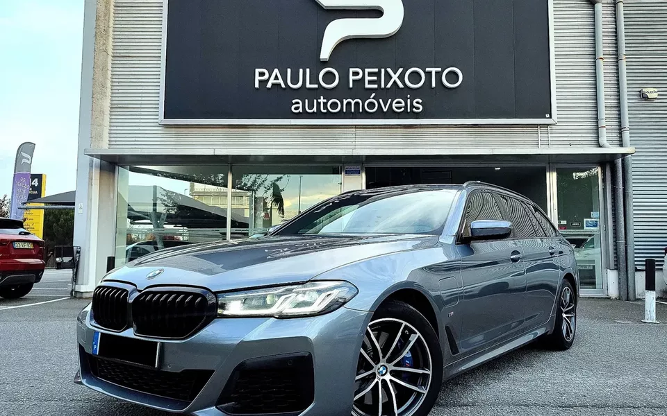 BMW 530 e Pack Desportivo M