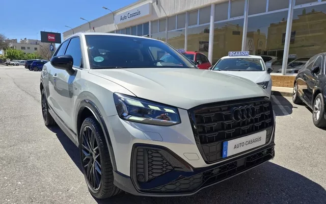AUDI Q2 Q2 35 TFSI Black line edition S tronic 110kW
