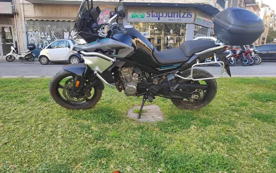 Cfmoto 800 MT Sport, Αγρατσούνιστο,Εδεσμεύθη 2022
