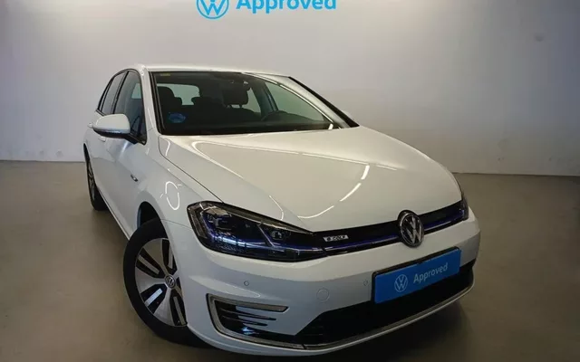 VOLKSWAGEN Golf e-Golf ePower - 17900€ en Burgos