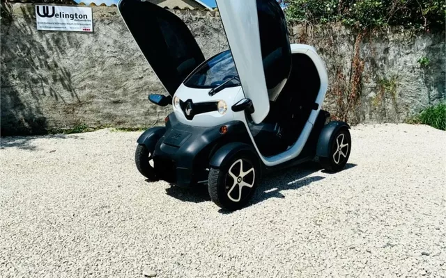 RENAULT TWIZY