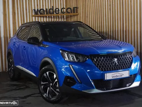 Peugeot 2008 1.2 PureTech GT EAT8