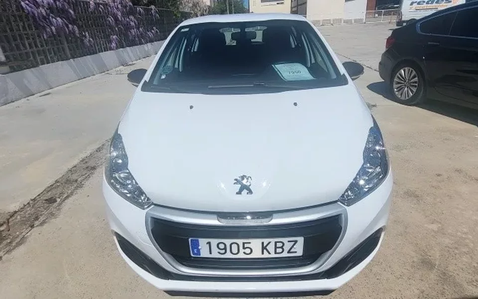 PEUGEOT 208 208 1.6BlueHDi Access 75 - 6995€ en Carbajosa de la sagrada