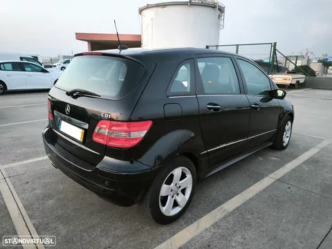 Mercedes-Benz B 180 CDI