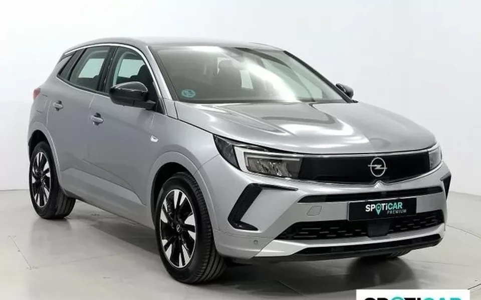 OPEL Grandland 1.2 Turbo Design & Tech