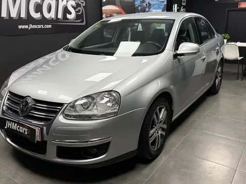 VOLKSWAGEN Jetta Jetta 1.6 FSI Advance