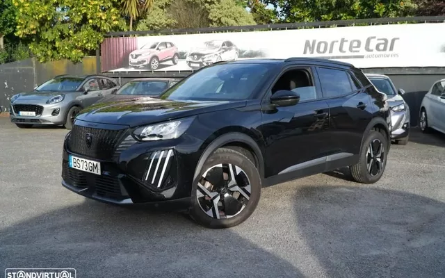 Peugeot 2008 PureTech 130 EAT8 Allure Pack