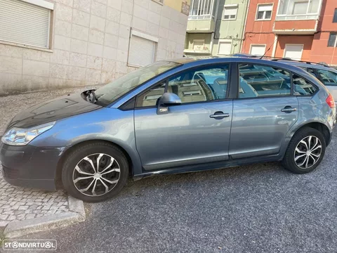Citroën C4 1.6 16V Confort