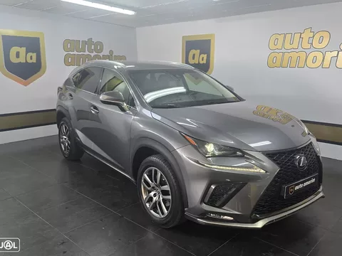 Lexus NX 300h Executive+