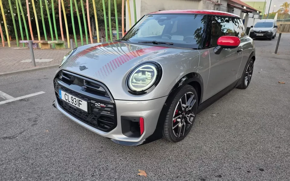 MINI 3 Portas John Cooper Works Auto Desportiva