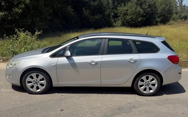 Opel Astra Sports Tourer 1.3 CDTi Selection S/S