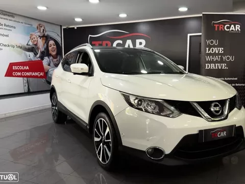 Nissan Qashqai 1.2 DIG-T Tekna Premium Pele S P.Preta