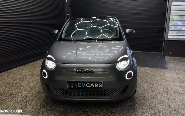 Fiat 500e La Prima