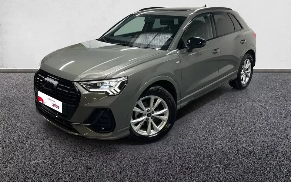 AUDI Q3 35 TFSI 150 ch S tronic 7 S line plus