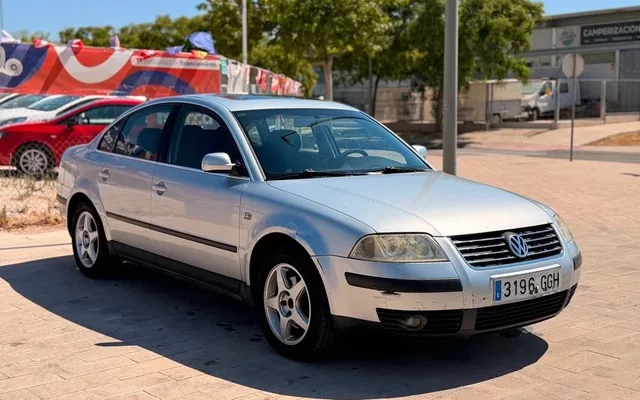 VOLKSWAGEN Passat Passat 1.9TDI Comfortline 130