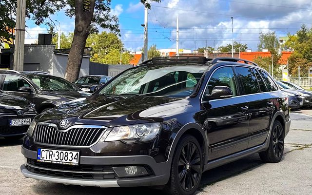 Skoda Superb II Scout Lift