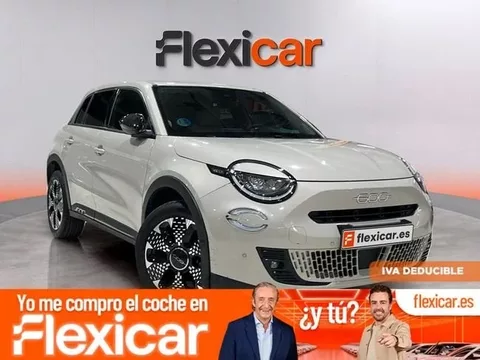 FIAT 600 MHEV La prima 1.2 74kW (100CV) DDCT