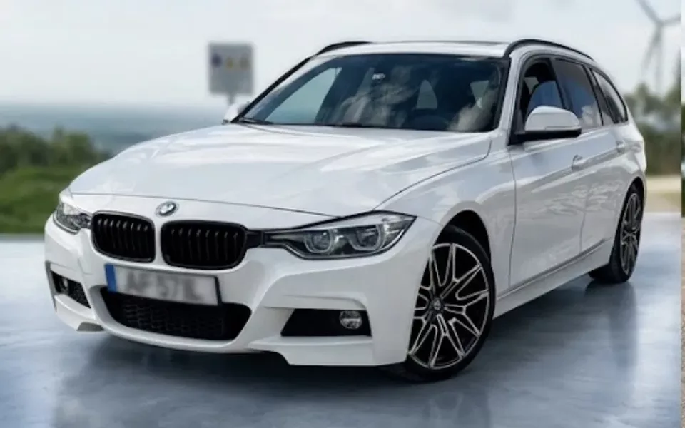 BMW 320