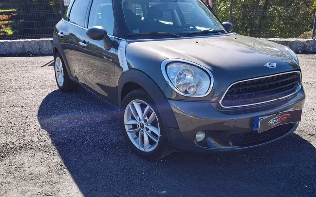 MINI Countryman One D
