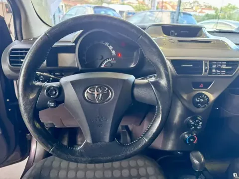 Toyota iQ 2009 1.0 VVT-i 2 MultiDrive