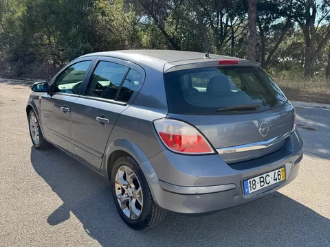 Opel Astra 1.7 CDTi Cosmo M6