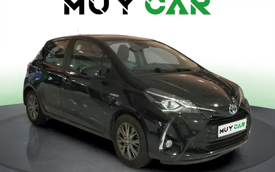 TOYOTA Yaris Yaris 100H 1.5 Active