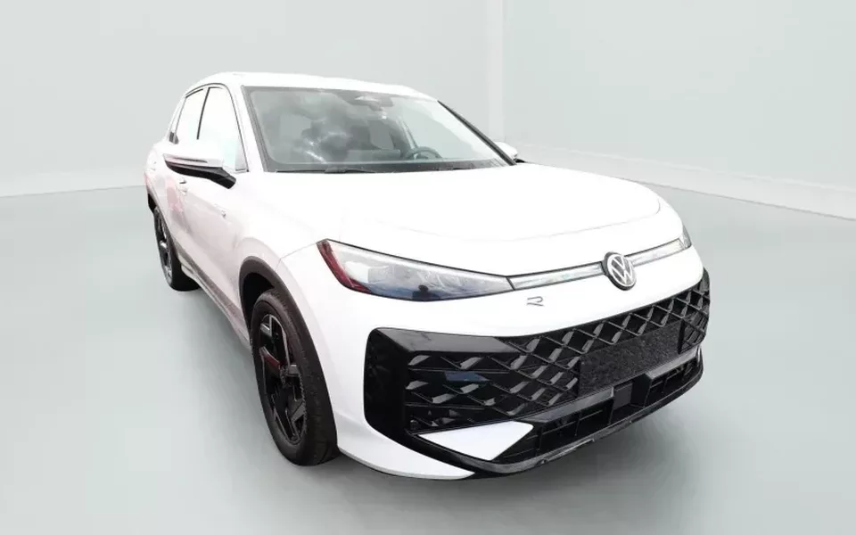 Volkswagen T-roc 150 DSG R-LINE Zéro km immatriculé