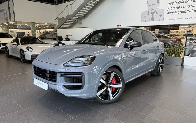 PORSCHE Cayenne Cayenne Coupé Turbo E-Hybrid Aut.