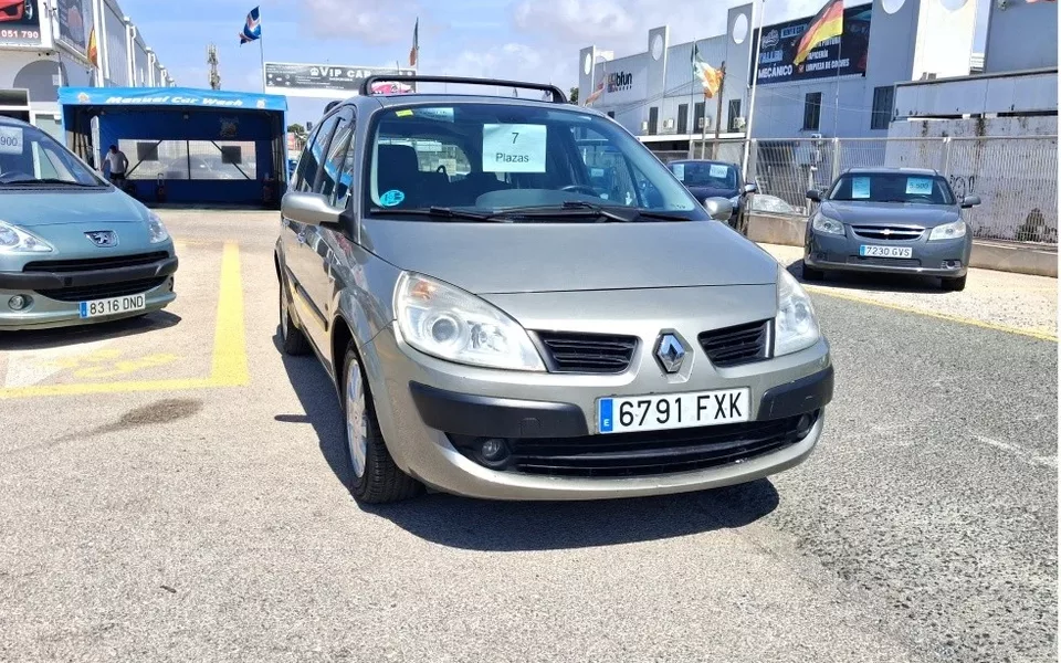 RENAULT Scénic Grand Scénic 2.0 Dynamique 7pl. Aut.