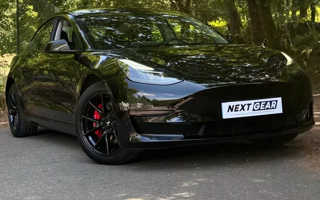 Tesla Model 3 Standard Range Plus RWD