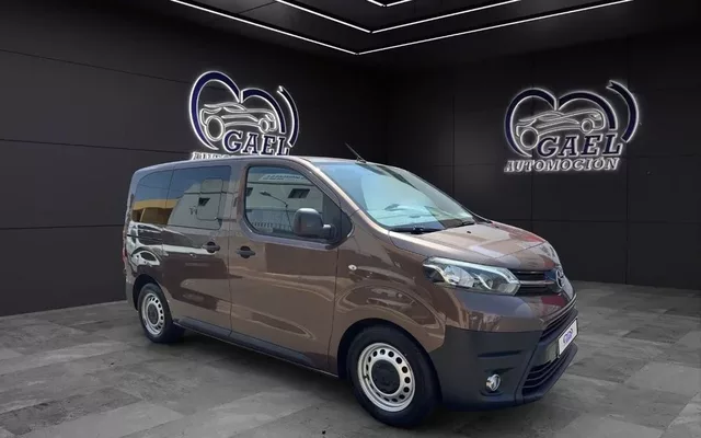 TOYOTA Proace Verso FAMILY COMPACT 16D 115 CV 5P MID