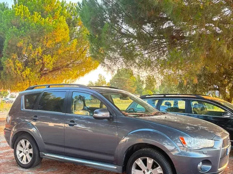 Mitsubishi Outlander 2.2 DI-D Instyle 4WD
