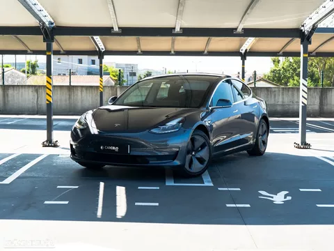 Tesla Model 3 Long Range AWD Dual Motor