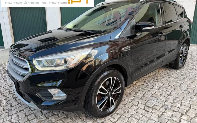 Ford Kuga 1.5 EcoBlue TITANIUM