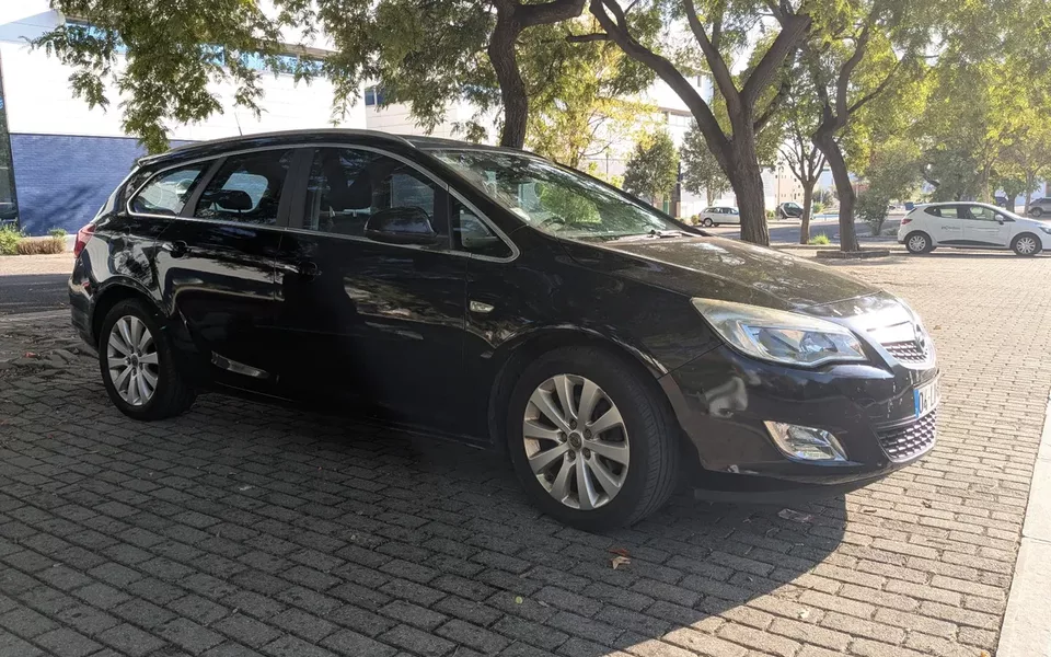 Opel Astra Sports Tourer 1.7 CDTi Cosmo